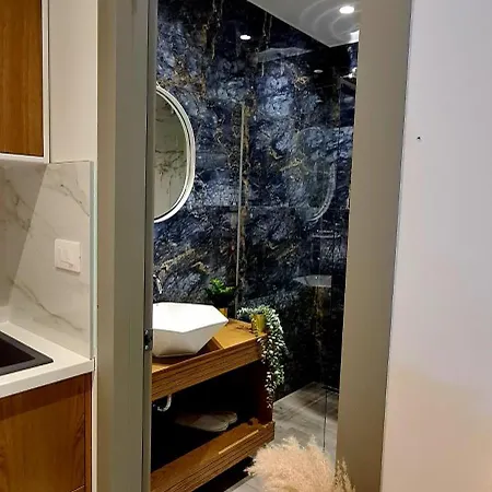 Costa Anastasia_sea View Apartmanhotel Vrasná